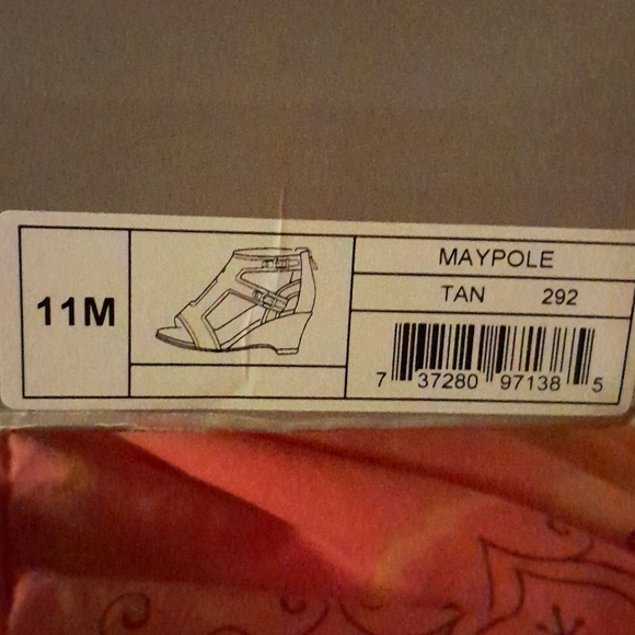 A2 Maypole Sandals by Aerosoles in Tan, size 11 - Picture 2 of 5